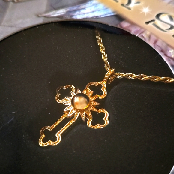 Nativity Stone Cross Necklace w/Authentication Certificate - Picture 4 of 16